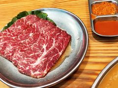 -青瓦炭韩潮烤肉(花园道店)