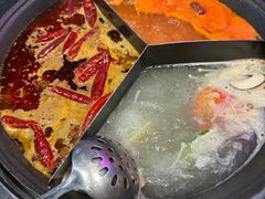 -渝里重庆火锅(航天城店)