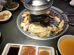 -韩聚屋韩国烤肉餐厅(新北万达店)