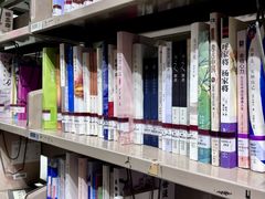 -荔湾区图书馆(周门馆)