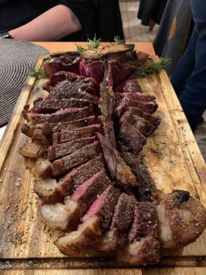 bota & bira-"中午就想吃牛排了,这几天海鲜吃的有点多,.