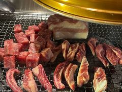 -肉甲韩国木炭烤肉(新壹街1店)