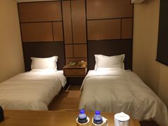 -全季酒店(上海徐家汇肇嘉浜路店)