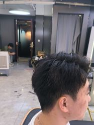 -藤野造型烫发染发