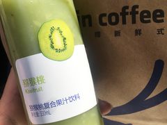 -瑞幸咖啡(东原时光道店)