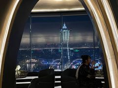 -Hi City·城市之巅