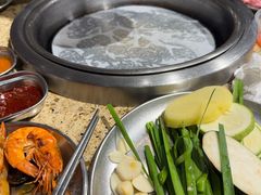 -姜胖胖韩式自助烤肉(光明万达店)