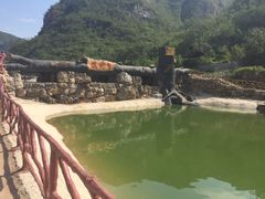 -大平台龙居瀑布旅游区