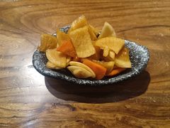 小菜-地二手作鱼汤馄饨(上街里店)