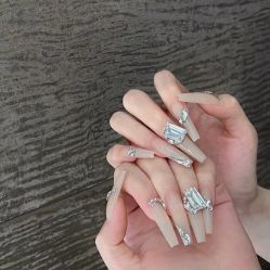 -LILY NAILS美甲美睫