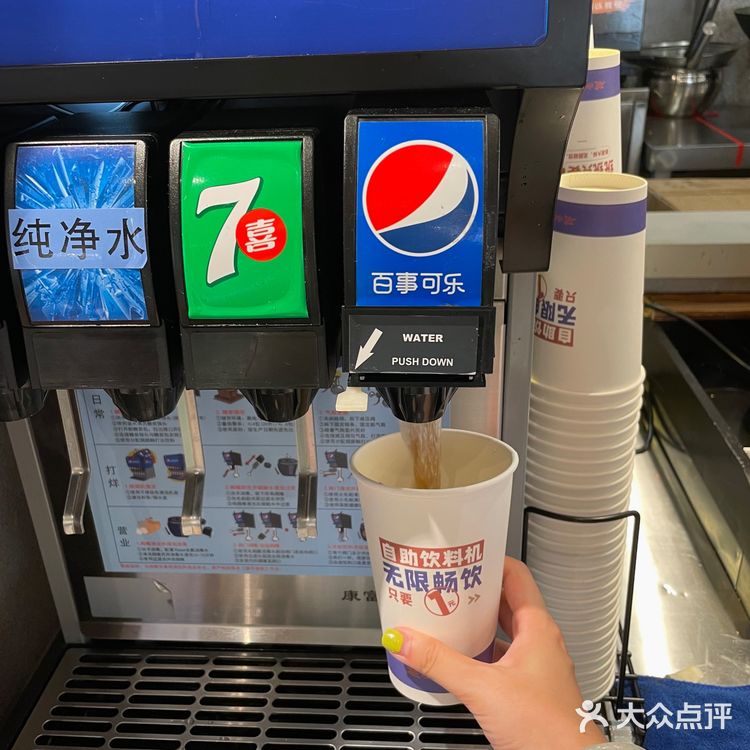 ‼️来成都一定要来建设路吃这家破摊烤肥牛！