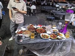 -老班长·小龙虾·鲜货烧烤大排档(金街美地店)