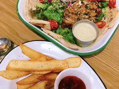 -HELLO 27 意面·沙拉·帕尼尼