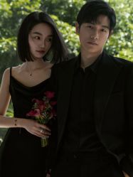 -至臻微拉婚纱摄影