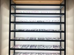 -LOGO眼镜·蔡司品牌折扣店(龙华清湖店)