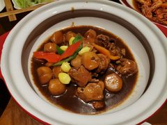 栗子滑鸡煲-上海人家花樣年华(中山公园店)