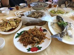 -水乡人家私房菜(逢简店)