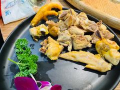 -一朵菌·野生菌探索家火锅(南亚店)