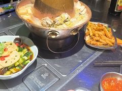 -马路牙子烧烤音乐酒馆(望京店)