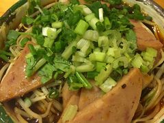 -拈签一笑黄牛肉辣卤串串