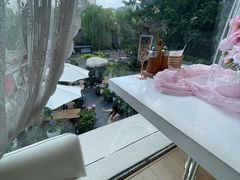 -秀儿家の小确幸花园西餐厅