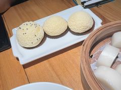 黑松露鹅肝包-荣小馆(杭州大厦店)