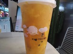 满杯赣南脐橙-KUNCHA鲲茶·江西制茶(铜锣湾店)
