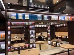 -钟书阁(群光广场店)
