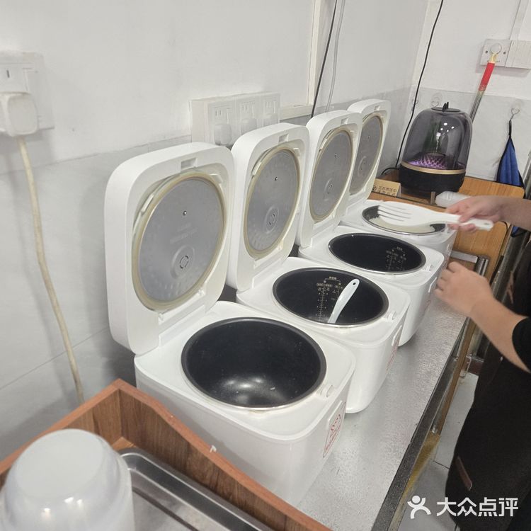 今晚加餐，就选手撕鸡🐔鸡🐔🐔