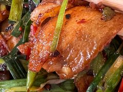 -川流不息·地道川菜·小龙虾(松东路店)