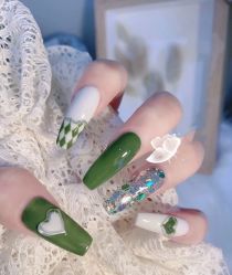 -LILY NAILS美甲美睫
