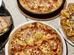 -必胜客(WOW中心城店)