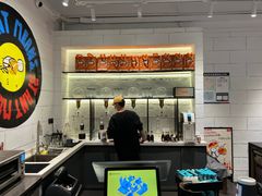 -Dogi&kiki Coffee(中心商务大厦店)