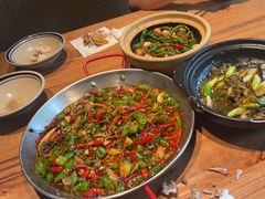 -泥糊破店小酒馆·团建聚餐(南京西路店)