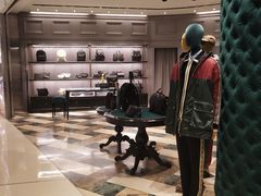 -Gucci(重庆IFS店)