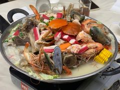 招牌海鲜骨煲-凤城康记饭店