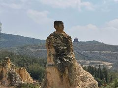 -彩色沙林风景区