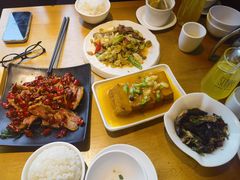 -隔壁老王·家常云南菜(花巷店)