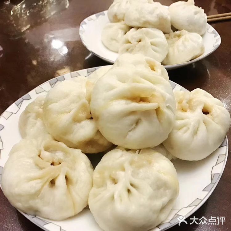老抽,葱姜末,蚝油,五香粉