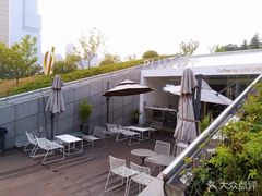 -UNI UNI(环亚凯瑟琳店)