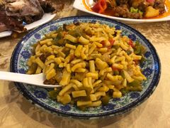 -维吾尔餐厅(宜山路店)