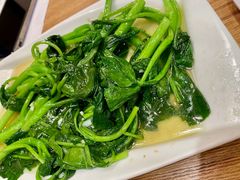 -裕记烧腊连锁餐饮(国商分店)