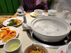 -煲大王猪肚鸡·椰子鸡火锅(红谷滩万达店)
