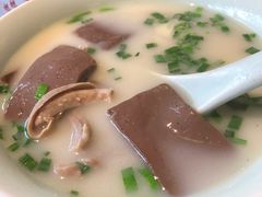 胡椒猪肚鸭血汤-老灶味道·本帮菜(昌平路店)
