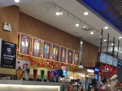-大光明丽星VIP影城(昌里路杜比全景声店)
