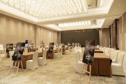 -南京银城皇冠假日酒店·宴会厅