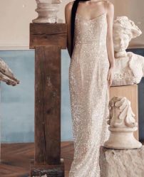 -纯色时光婚纱艺术馆WHITE