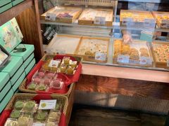 面包甜点陈列柜-南宋胡记(杭州体育场路店)