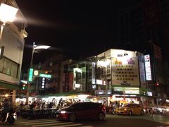 -六合夜市