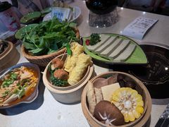 -一叶一世界·素食餐厅(锦华万达店)